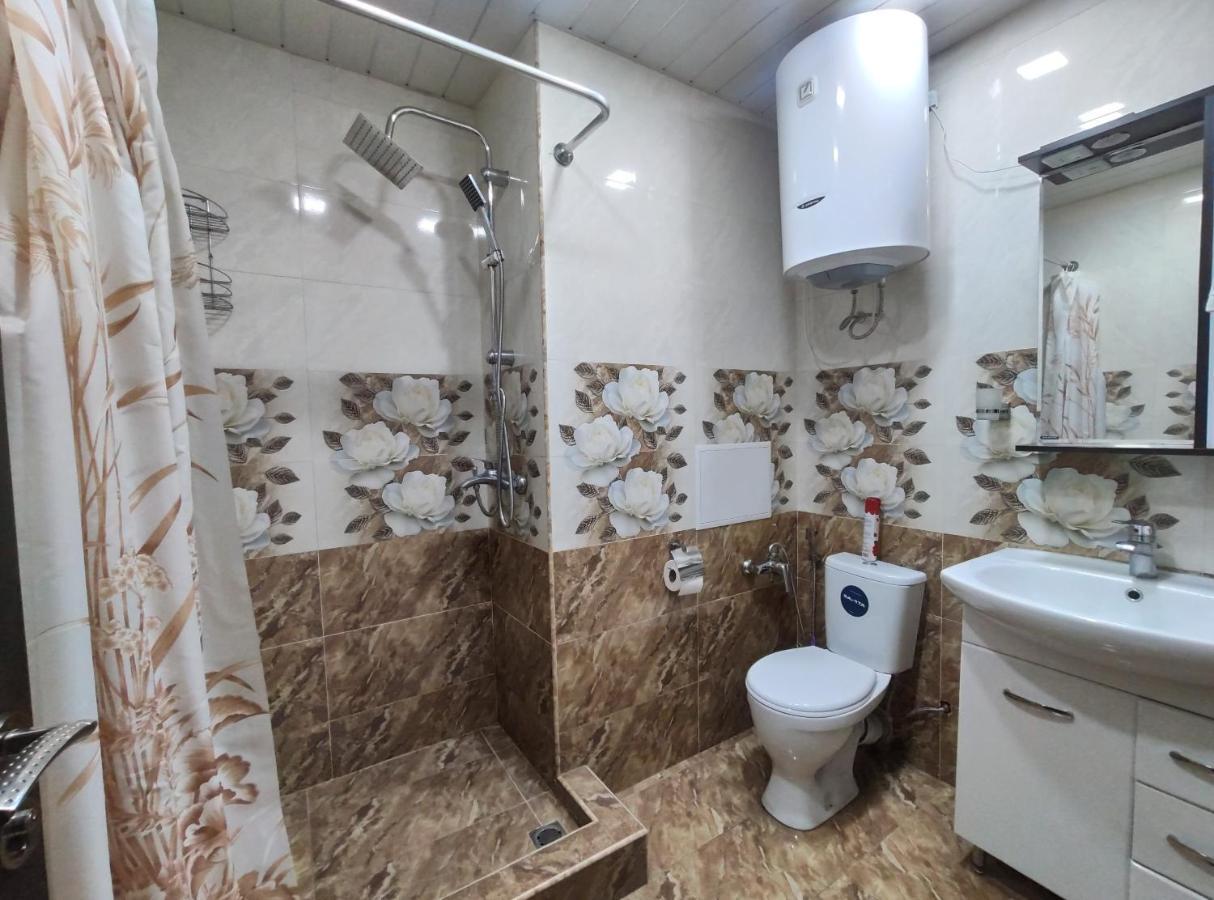 Khanjyan 7 Luxury Apartment Jerevan Buitenkant foto